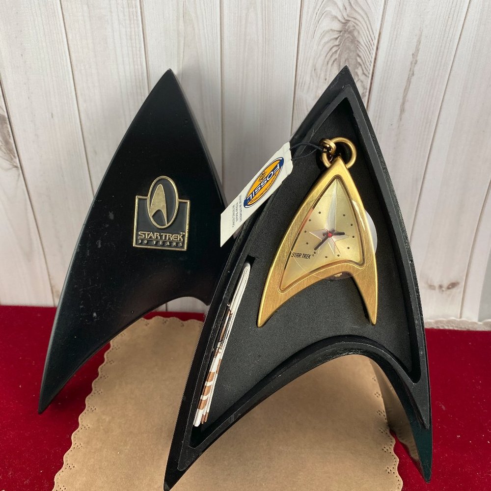 New in Box Vintage Star Trek Official Limited Edition U.S.S. Enterprise Logo